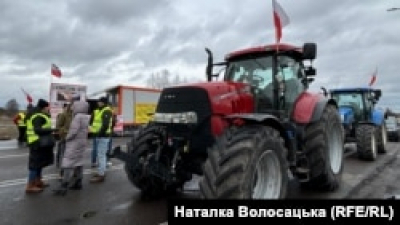 Польські протестувальники поновили блокування руху вантажівок через «Корчову - Краківець» – Митна служба