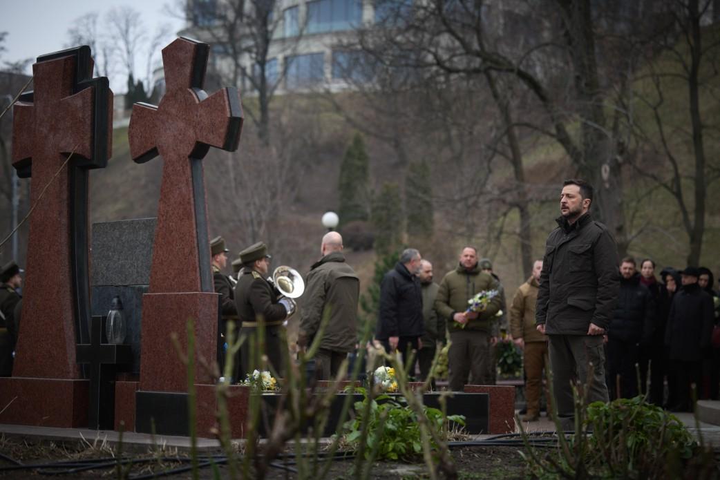 Anniversary of the Battle of Kruty: The President honored the memory of the Heroes.